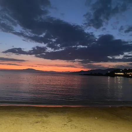 Stavros Classic Stoúpa