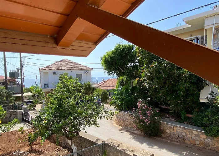 Stavros Classic * Stoúpa